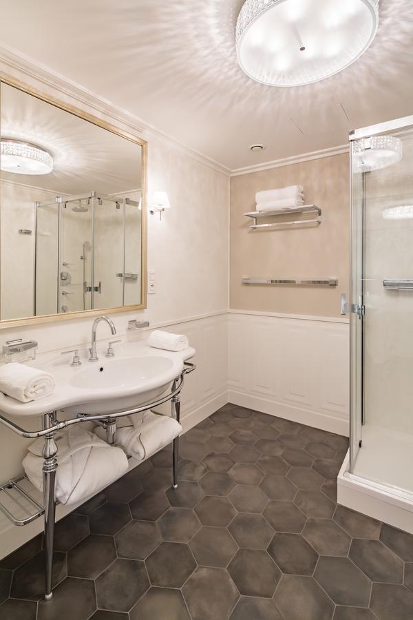 Rubin Luxury Apartments (Adults Only) Karlovy Vary Ngoại thất bức ảnh