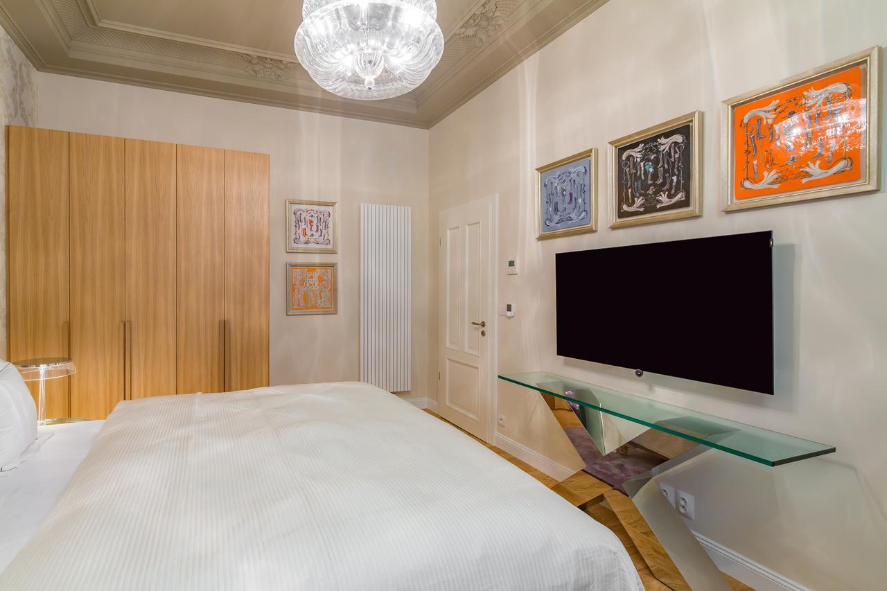 Rubin Luxury Apartments (Adults Only) Karlovy Vary Ngoại thất bức ảnh