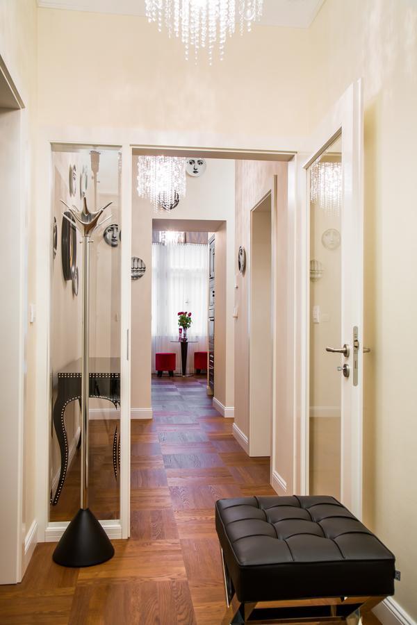 Rubin Luxury Apartments (Adults Only) Karlovy Vary Ngoại thất bức ảnh