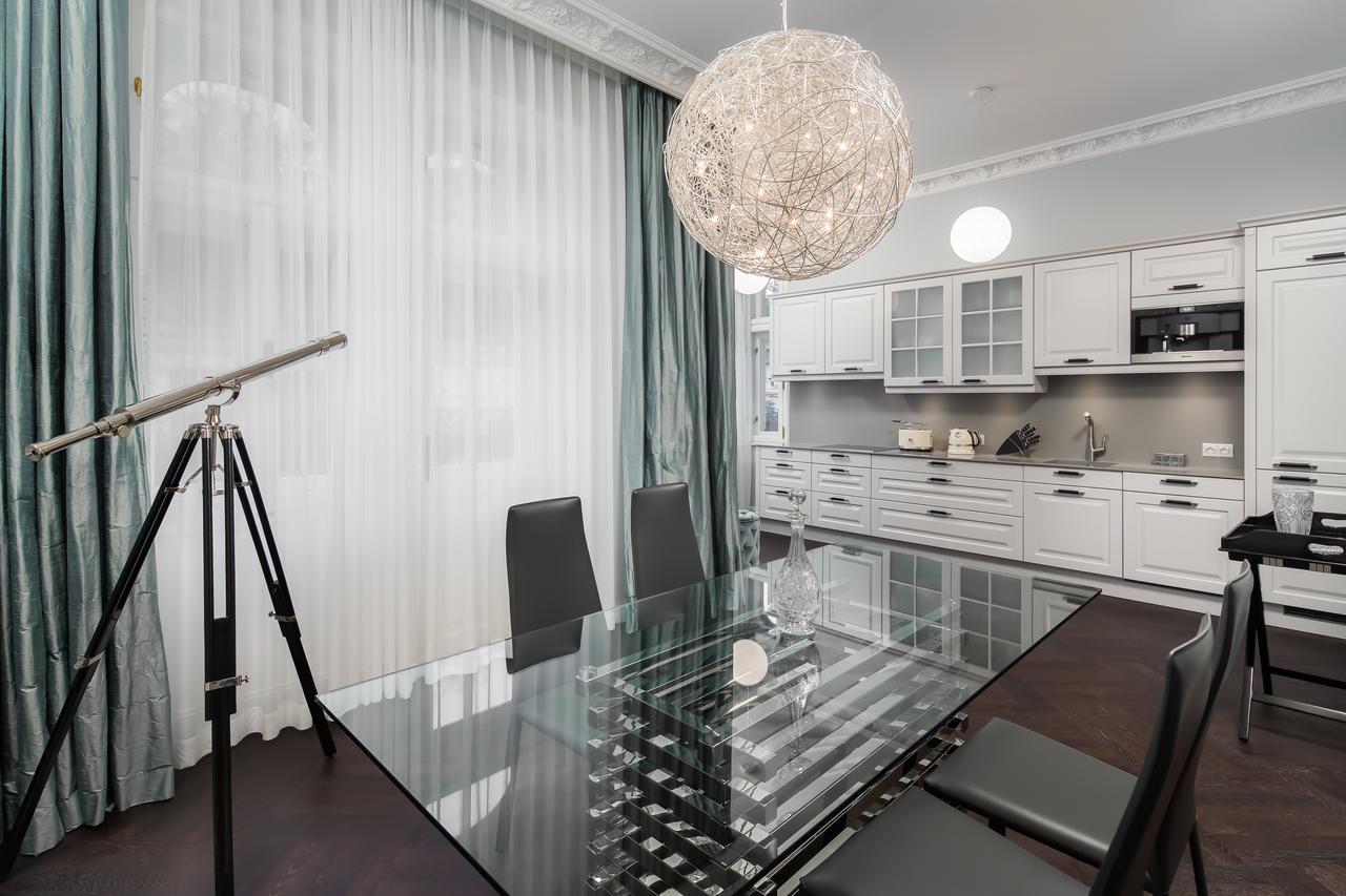 Rubin Luxury Apartments (Adults Only) Karlovy Vary Ngoại thất bức ảnh